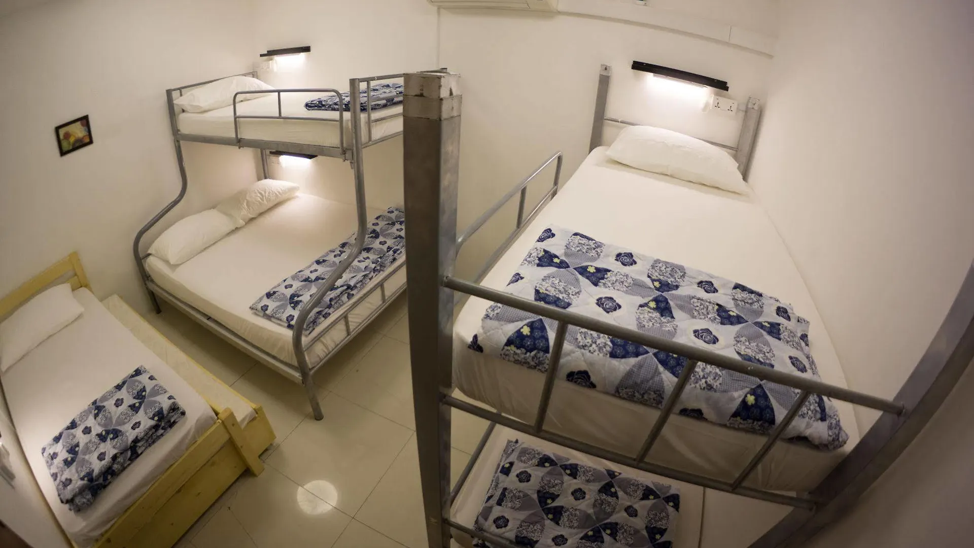 Ark Hostel Singapore 0*,